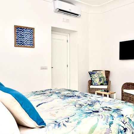 Gema Suites Позітано Екстер'єр фото